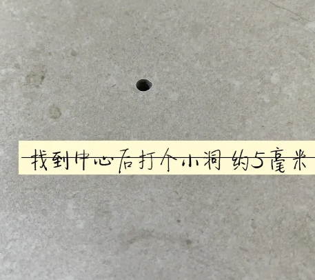 安阳瓷砖空鼓维修公司专业解答在瓷砖铺贴过程中，如果砂料搅拌不均匀，将会带来以下问题